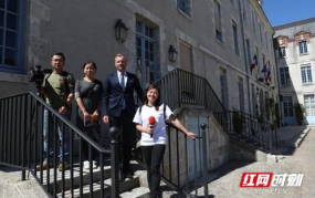 网红吃瓜西安事件视频,一场网络热议的美食与争议之旅